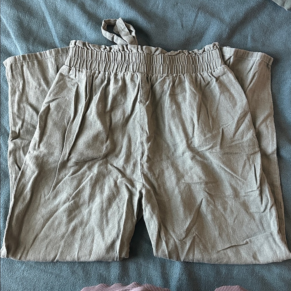 Green pants - Picture 3 of 3